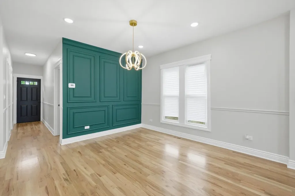 1513 West 61st Street Chicago IL 60636