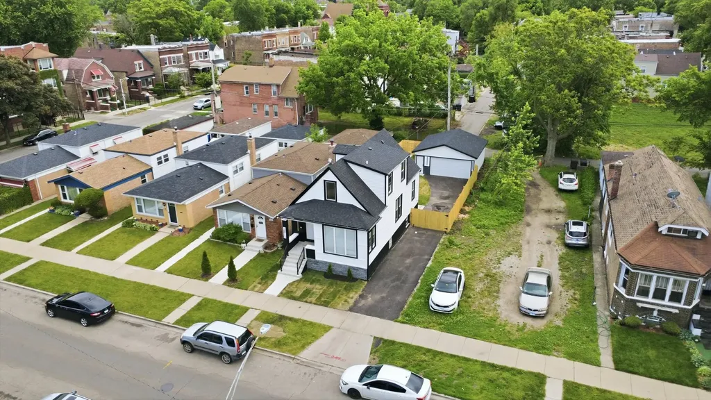 1513 West 61st Street Chicago IL 60636
