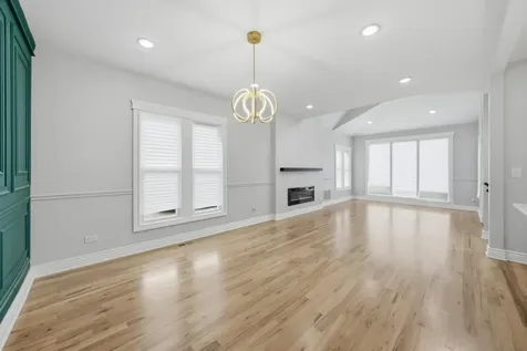 1513 West 61st Street Chicago IL 60636