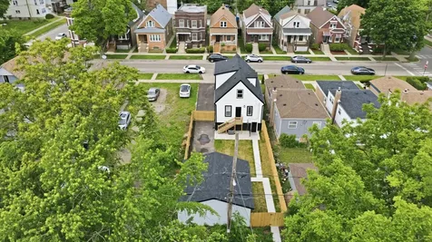 1513 West 61st Street Chicago IL 60636