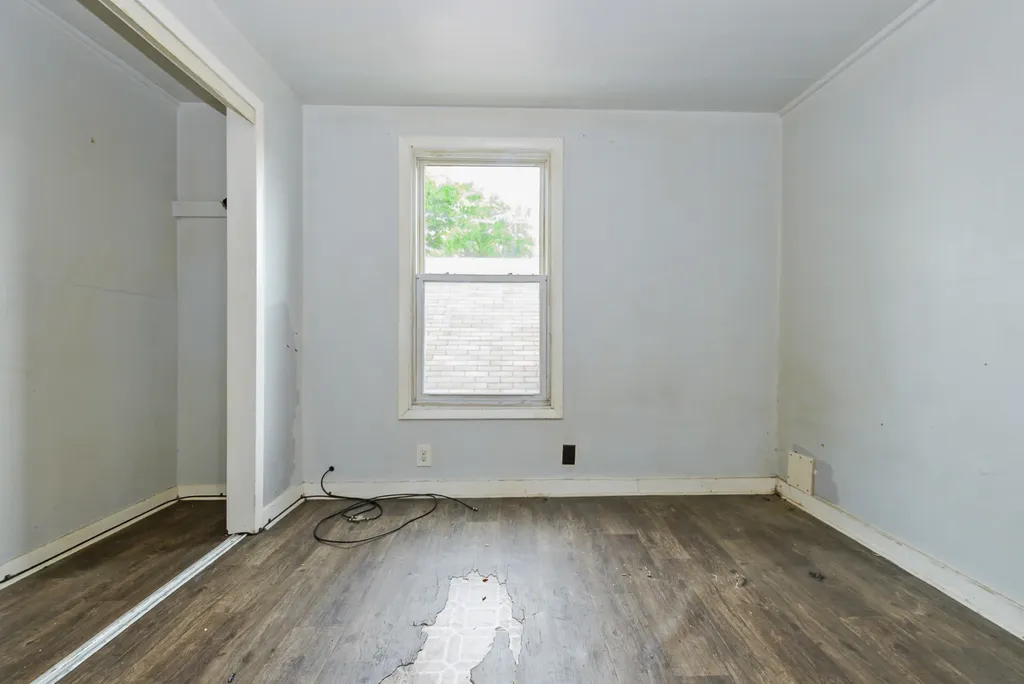 10320 South Indiana Avenue Chicago IL 60628