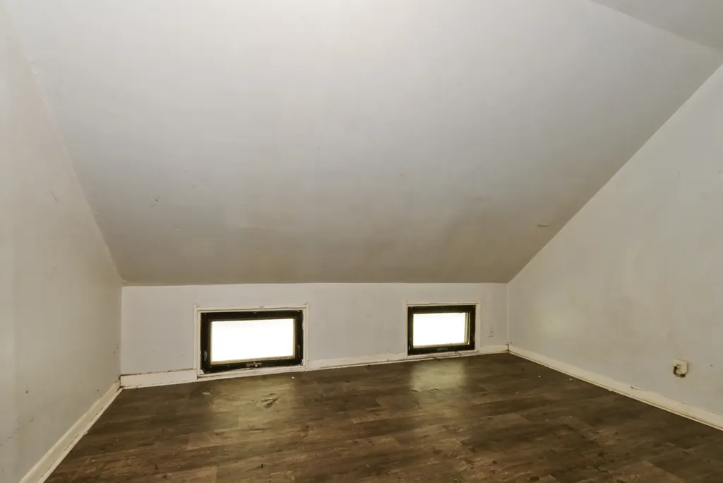 10320 South Indiana Avenue Chicago IL 60628