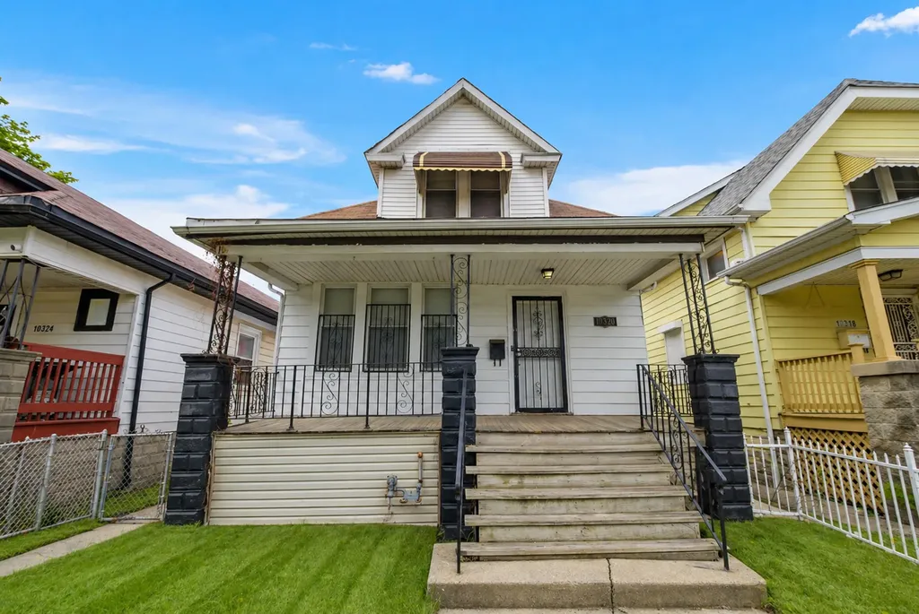 10320 South Indiana Avenue Chicago IL 60628