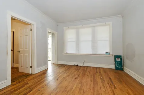 10320 South Indiana Avenue Chicago IL 60628