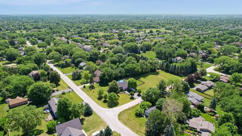 28W691 Leverenz Road Naperville IL 60564