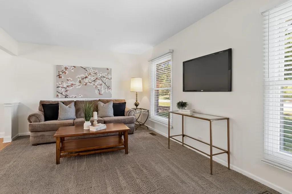 28W691 Leverenz Road Naperville IL 60564