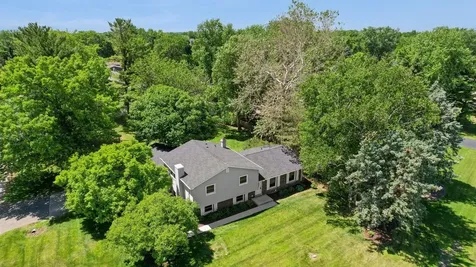 28W691 Leverenz Road Naperville IL 60564