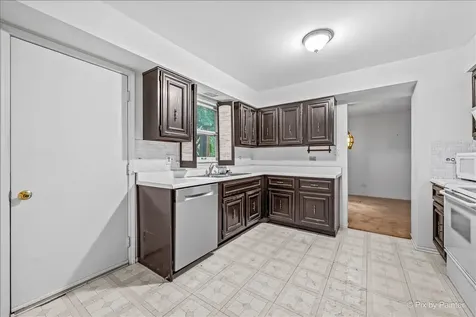1080 Harvard Lane Buffalo Grove IL 60089