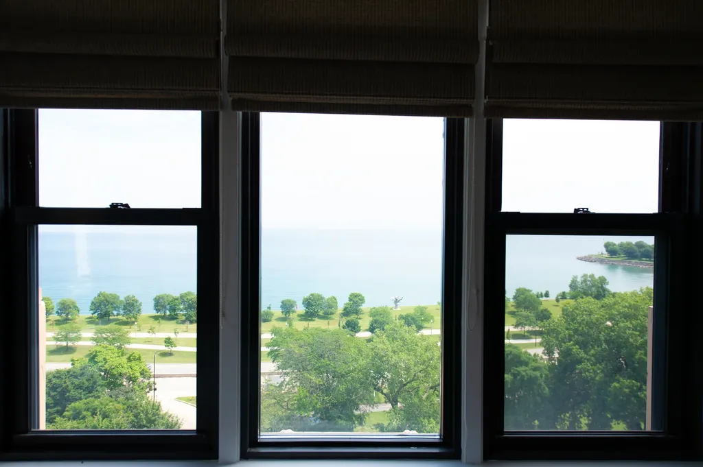 5300 South Shore Drive Chicago IL 60615