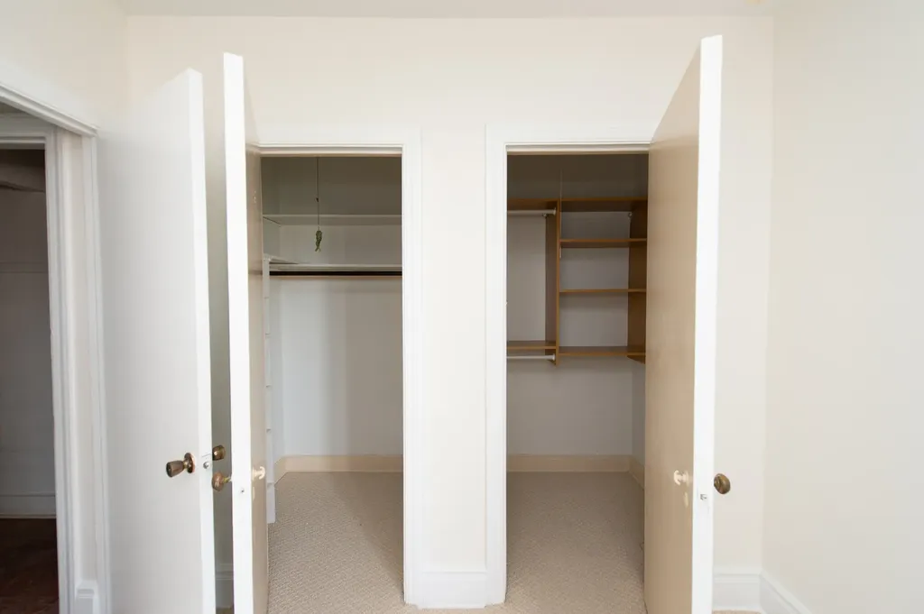 5300 South Shore Drive Chicago IL 60615