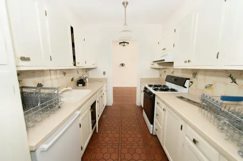 5300 South Shore Drive Chicago IL 60615