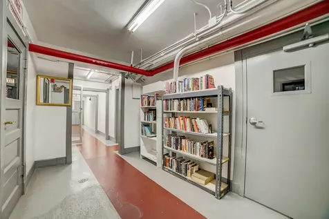 5300 South Shore Drive Chicago IL 60615