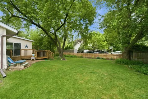 2S445 Sanchez Drive Warrenville IL 60555