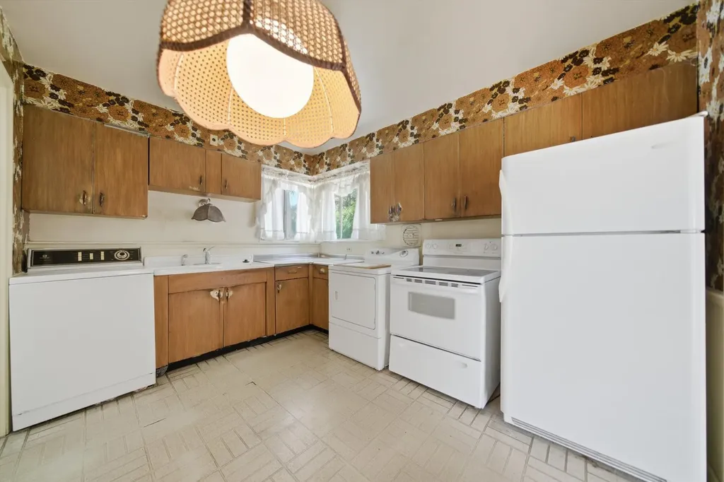 415 North Highland Avenue Elmhurst IL 60126