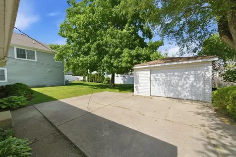 415 North Highland Avenue Elmhurst IL 60126