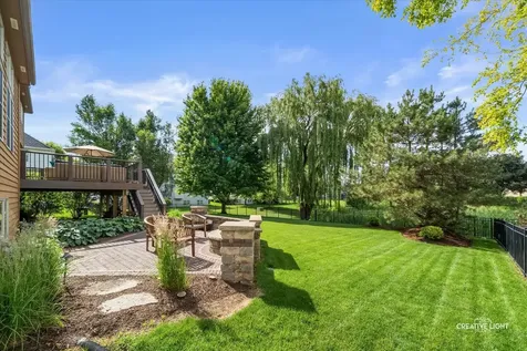 472 Arboretum Way Oswego IL 60543