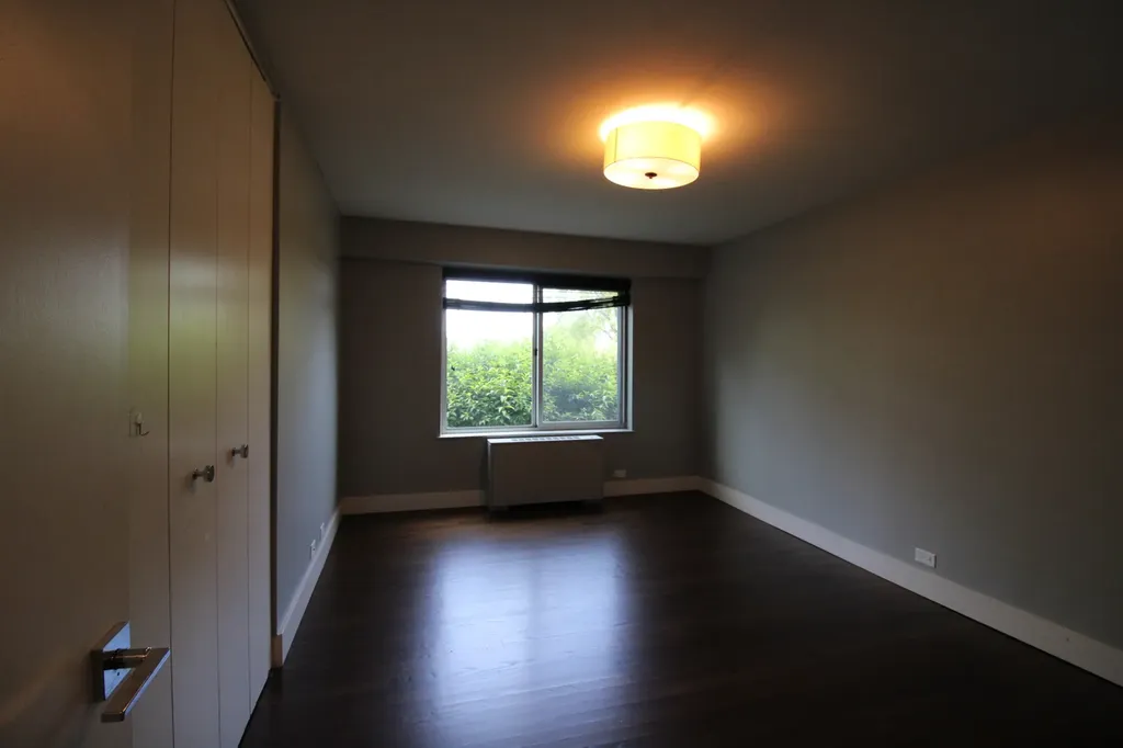 7061 North Kedzie Avenue Chicago IL 60645