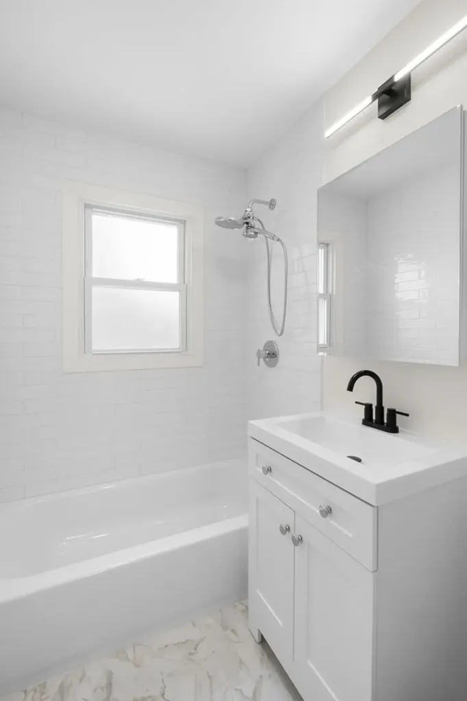 6207 West Eastwood Avenue Chicago IL 60630
