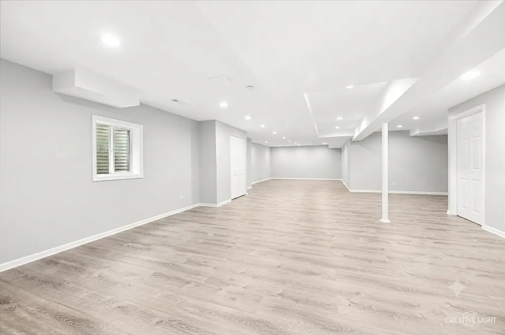63 Muirfield Circle Wheaton IL 60189