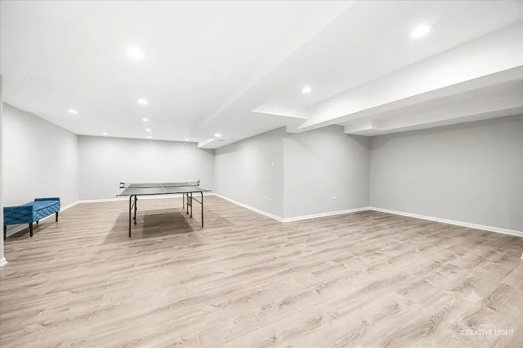 63 Muirfield Circle Wheaton IL 60189