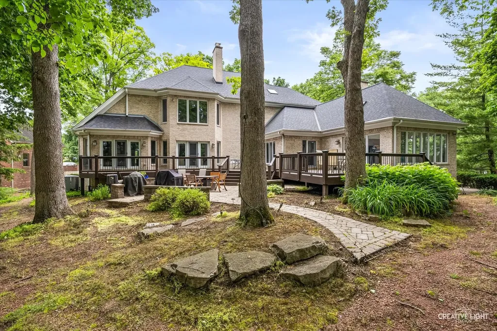 63 Muirfield Circle Wheaton IL 60189