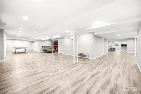 63 Muirfield Circle Wheaton IL 60189