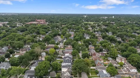 116 North Edgewood Avenue La Grange IL 60525
