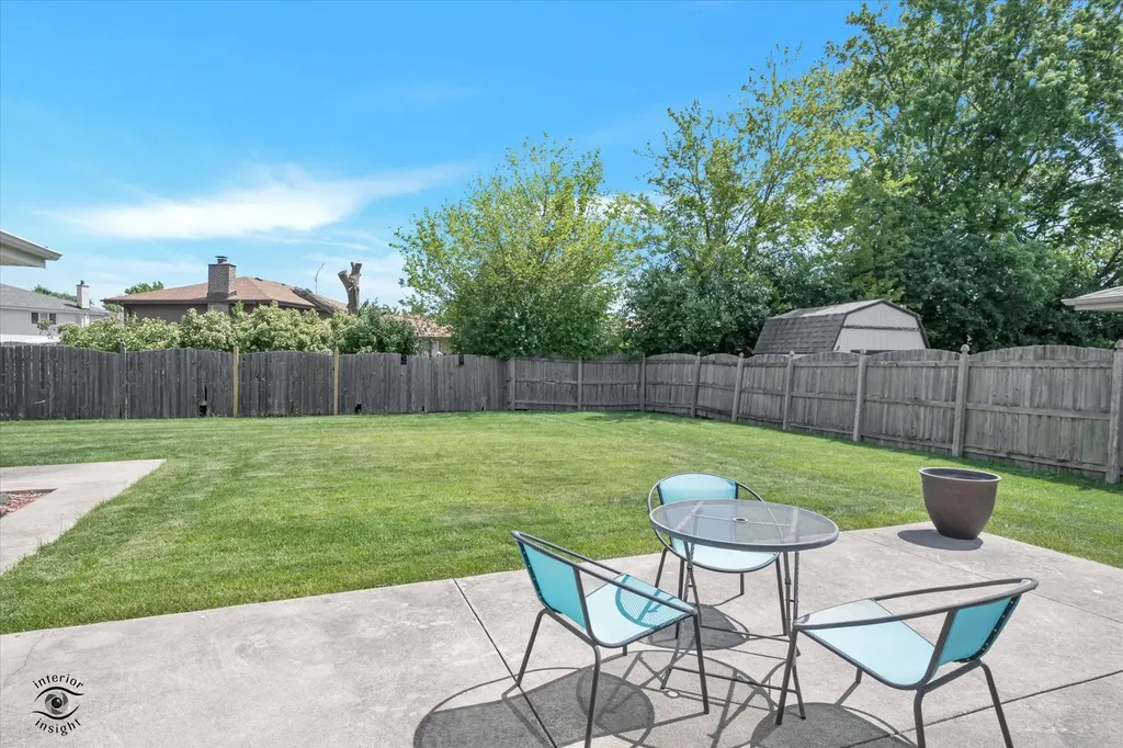 7708 Palm Drive Orland Park IL 60462