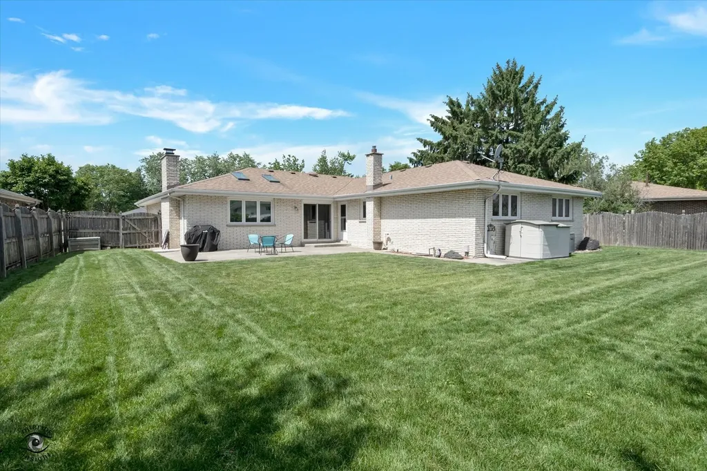 7708 Palm Drive Orland Park IL 60462