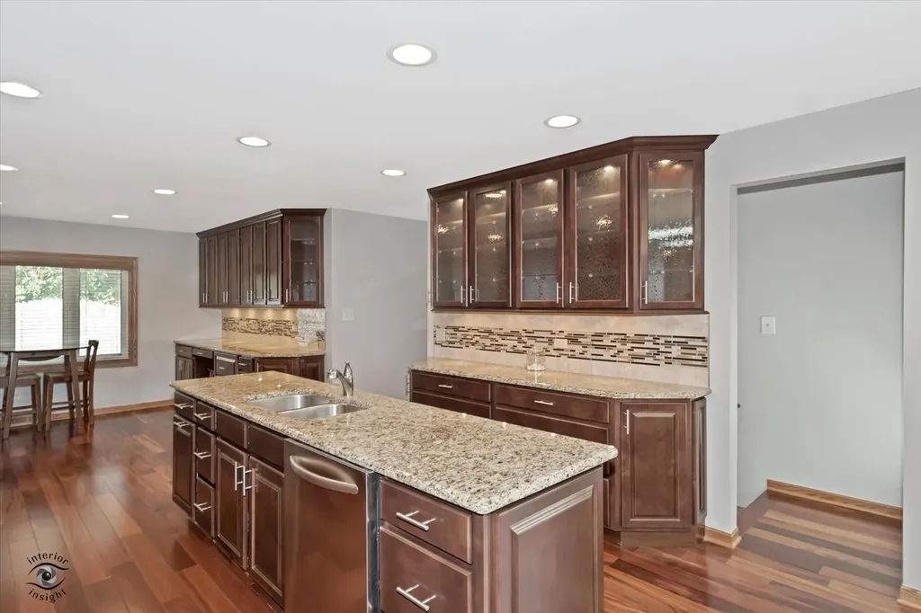 7708 Palm Drive Orland Park IL 60462