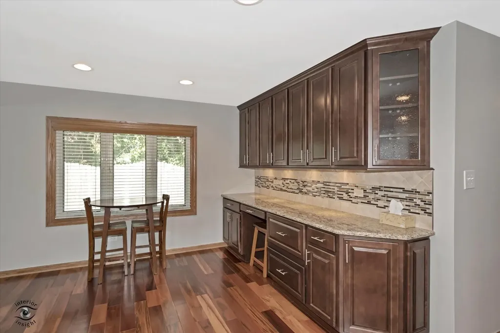 7708 Palm Drive Orland Park IL 60462