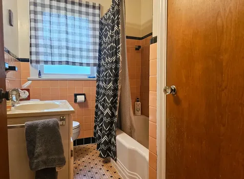 86 Lincoln Avenue Riverside IL 60546