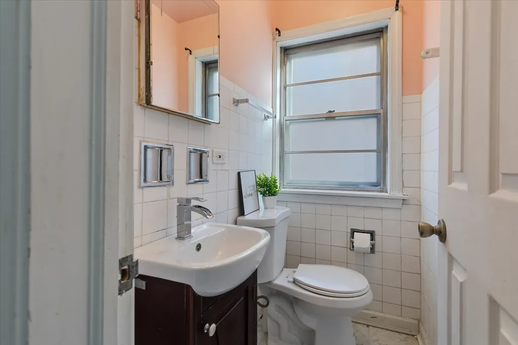 1700 West 103rd Street Chicago IL 60643