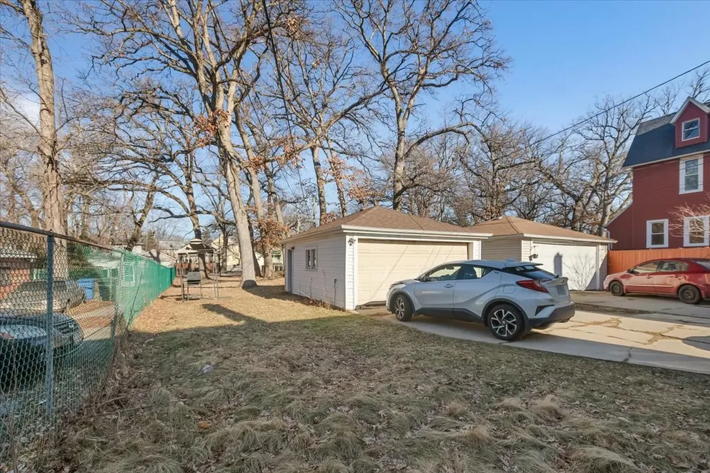 1700 West 103rd Street Chicago IL 60643