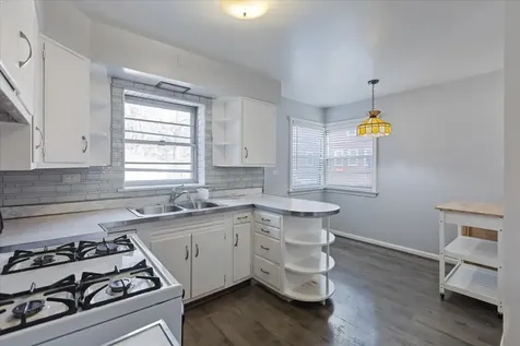 1700 West 103rd Street Chicago IL 60643