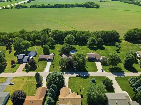 1665 Hill Drive Dixon IL 61021