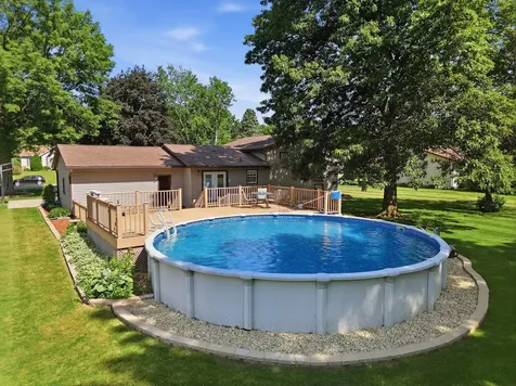 1665 Hill Drive Dixon IL 61021