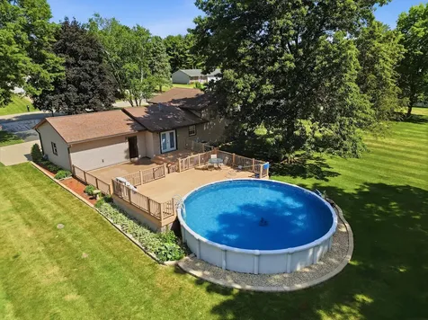1665 Hill Drive Dixon IL 61021