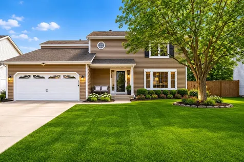 684 Regent Drive Crystal Lake IL 60014