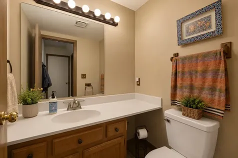 684 Regent Drive Crystal Lake IL 60014