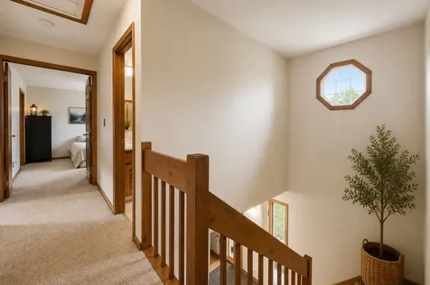 684 Regent Drive Crystal Lake IL 60014
