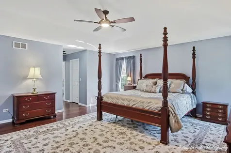 37041 North Deerpath Drive Lake Villa IL 60046