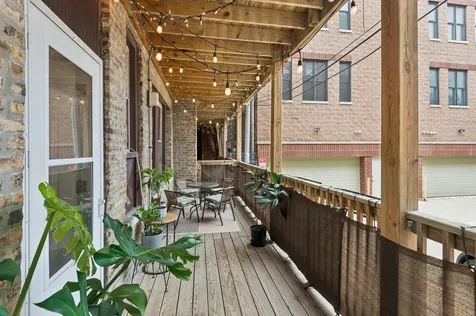1474 West Carmen Avenue Chicago IL 60640