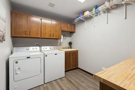 16748 Richards Drive Tinley Park IL 60477