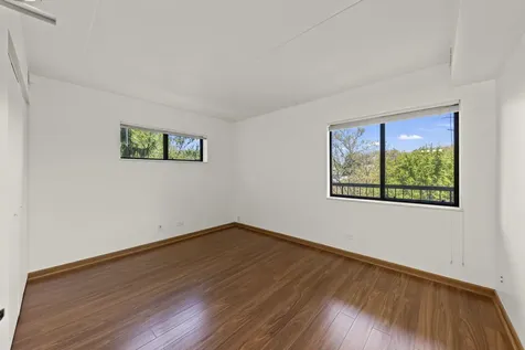 6010 Lake Bluff Drive Tinley Park IL 60477