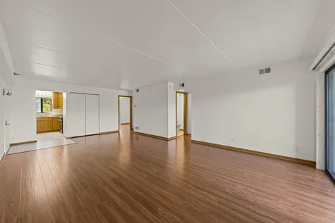 6010 Lake Bluff Drive Tinley Park IL 60477