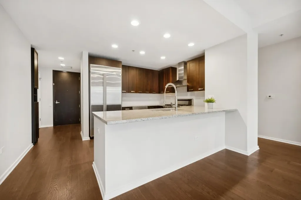 240 East Illinois Street Chicago IL 60611
