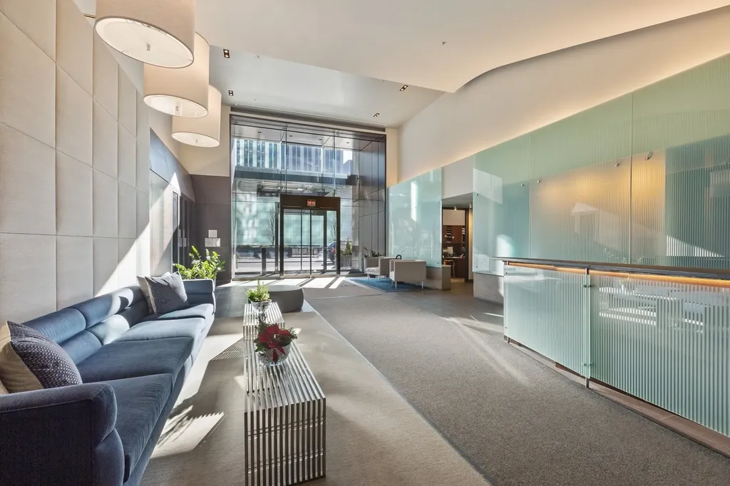 240 East Illinois Street Chicago IL 60611