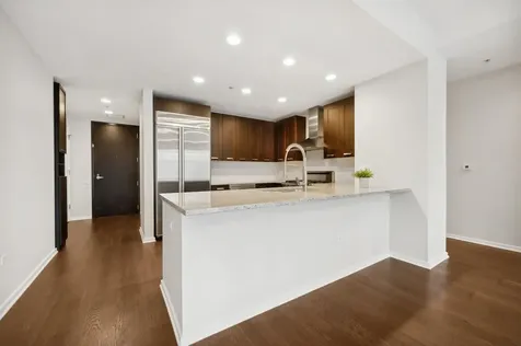 240 East Illinois Street Chicago IL 60611
