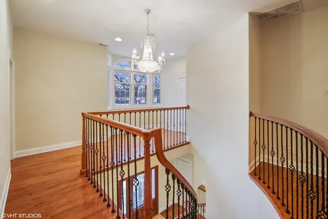507 Locust Road Wilmette IL 60091